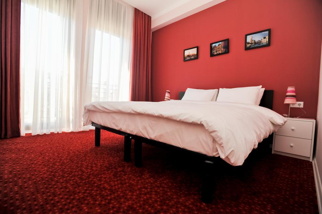 Hotel Piazza Four Colours Batumi Camera foto